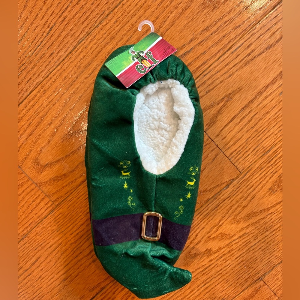 🎅 Elf Movie Holiday Slippers – Fuzzy Lined –NWT 🧦